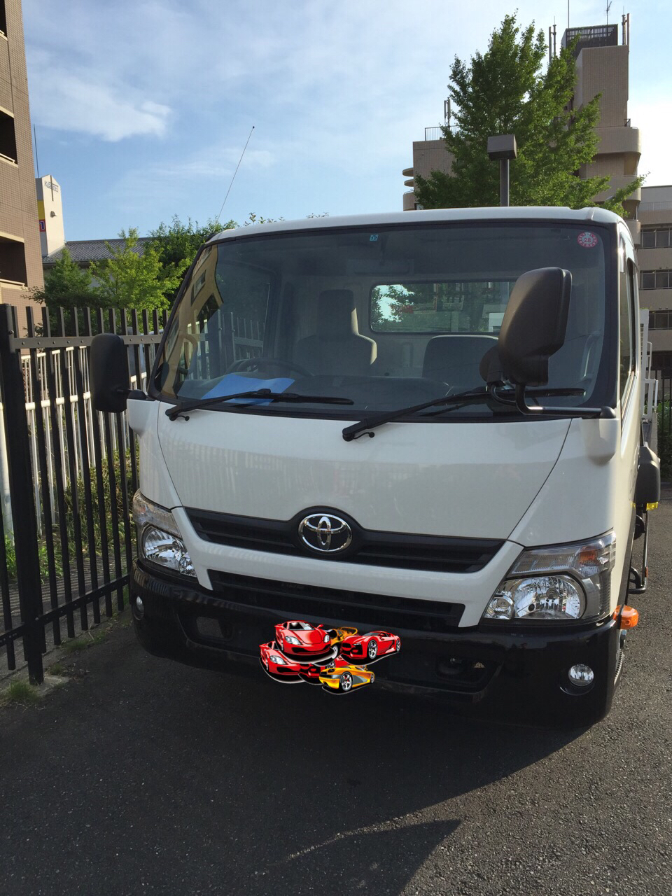 積載車 ダイナ フロントパネル ラッピング 横浜近郊無料出張 サンテック