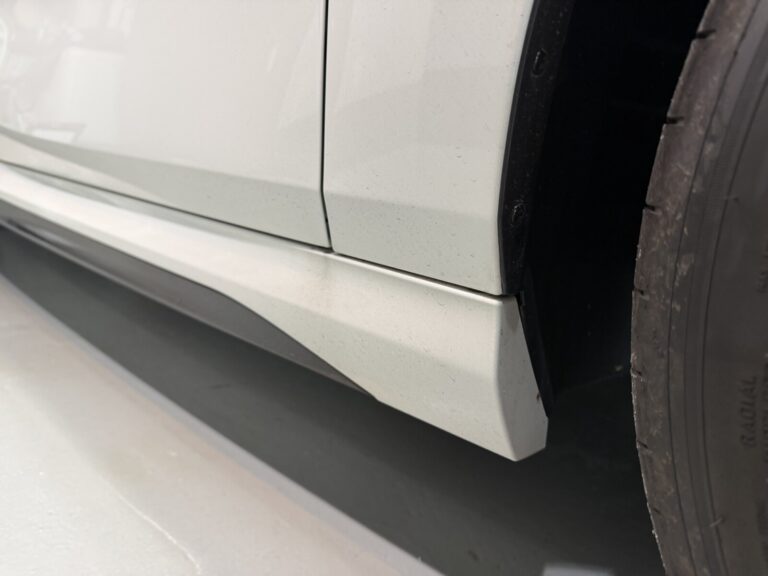 ダイヤⅡキーパー施工前の新古車のBMW M135 xDriveの状態確認
