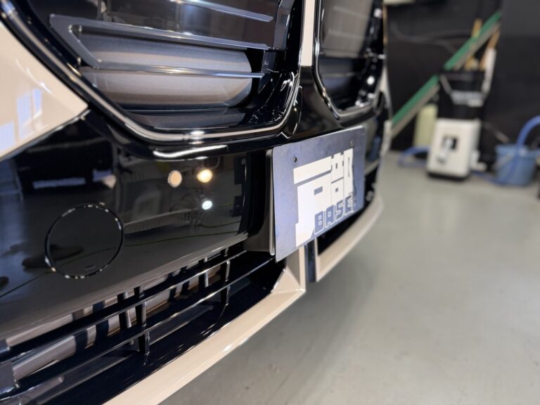 BMW X3 M50 xDrive(G43)デューングレーにダイヤⅡキーパーを施工。
