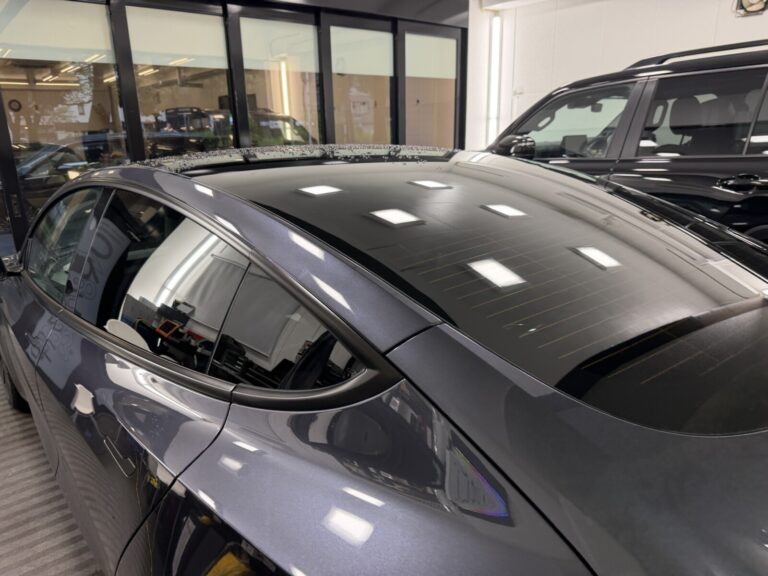 TESLA MODEL3 リア5面に遮熱カーフィルム施工