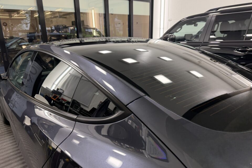 TESLA MODEL3 リア5面に遮熱カーフィルム施工