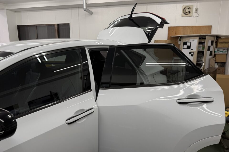 LEXUS NX リア5面にWINCOS GY-3遮熱フィルム施工