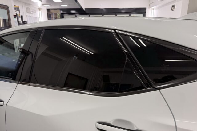 LEXUS NX リア5面にWINCOS GY-3遮熱フィルム施工