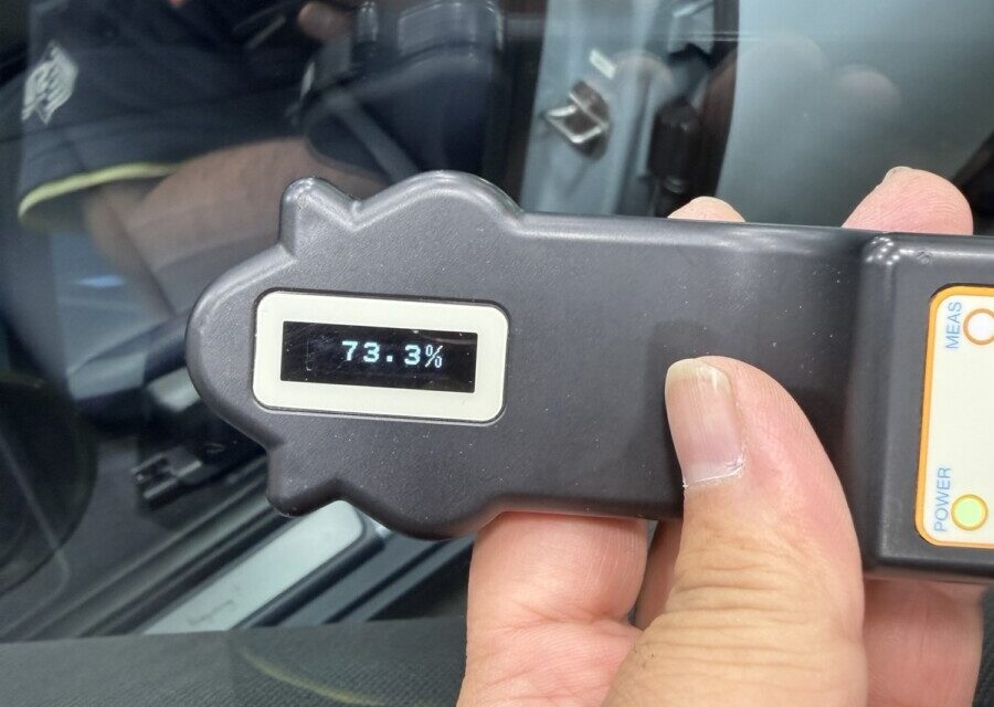 MINI 5ドア(F65)ダブルサンルーフ＆運転席・助手席に透明遮熱フィルム施工後の透過率